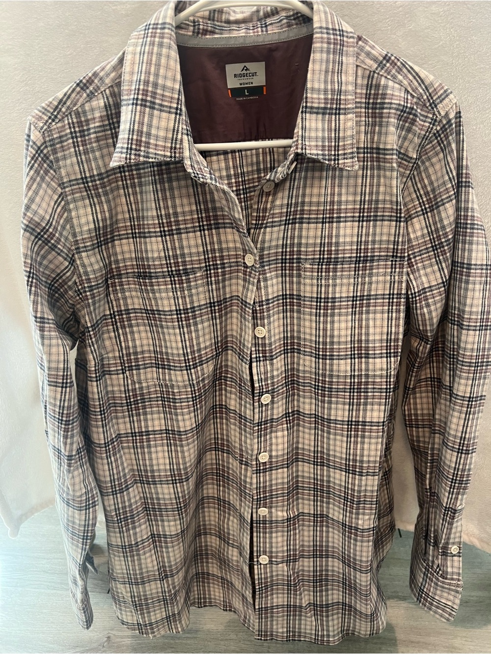 Women’s Long-Sleeve Plaid Shirt - Brown/Blue